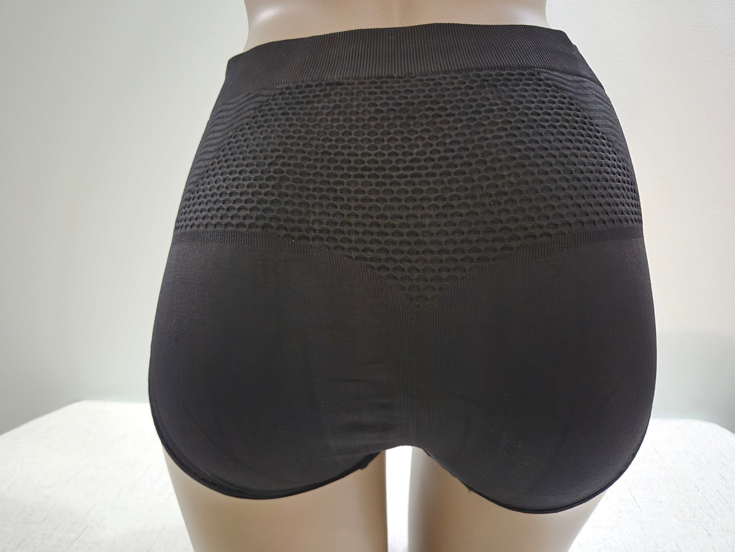 Culotte gainante LEONIE 908 Noir (LZ)