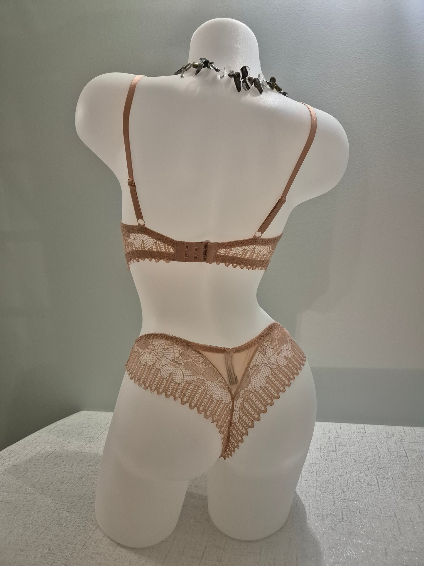 Ensemble soutien-gorge push up et tanga JULIE 232 Rose Poudré (LZ)