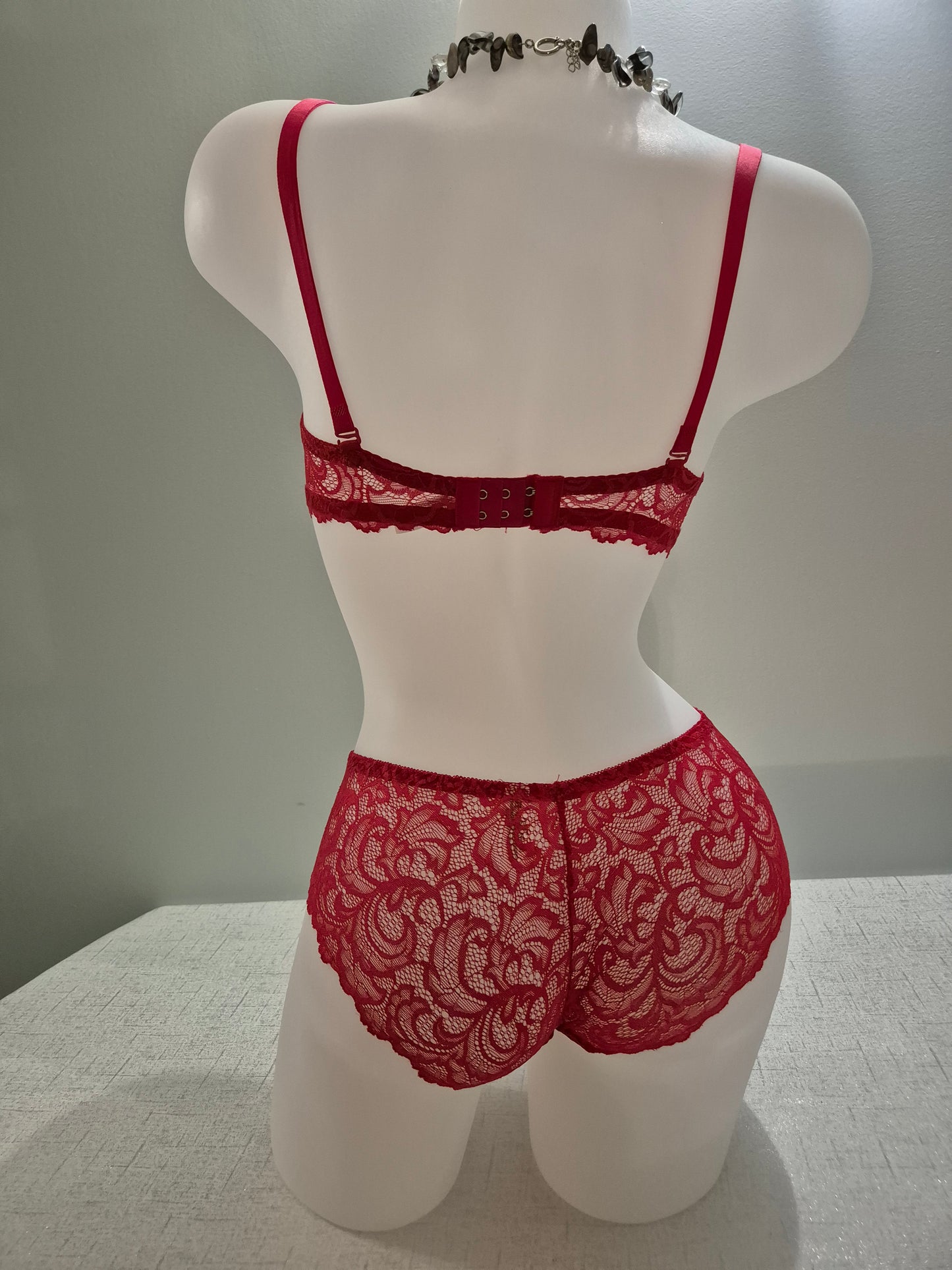 Ensemble soutien-gorge et slip ZOE 9700 Rouge (HN)