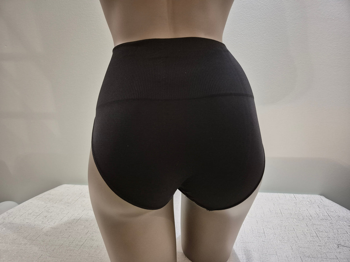 Culotte gainante MARIE 530 Noir (HN)