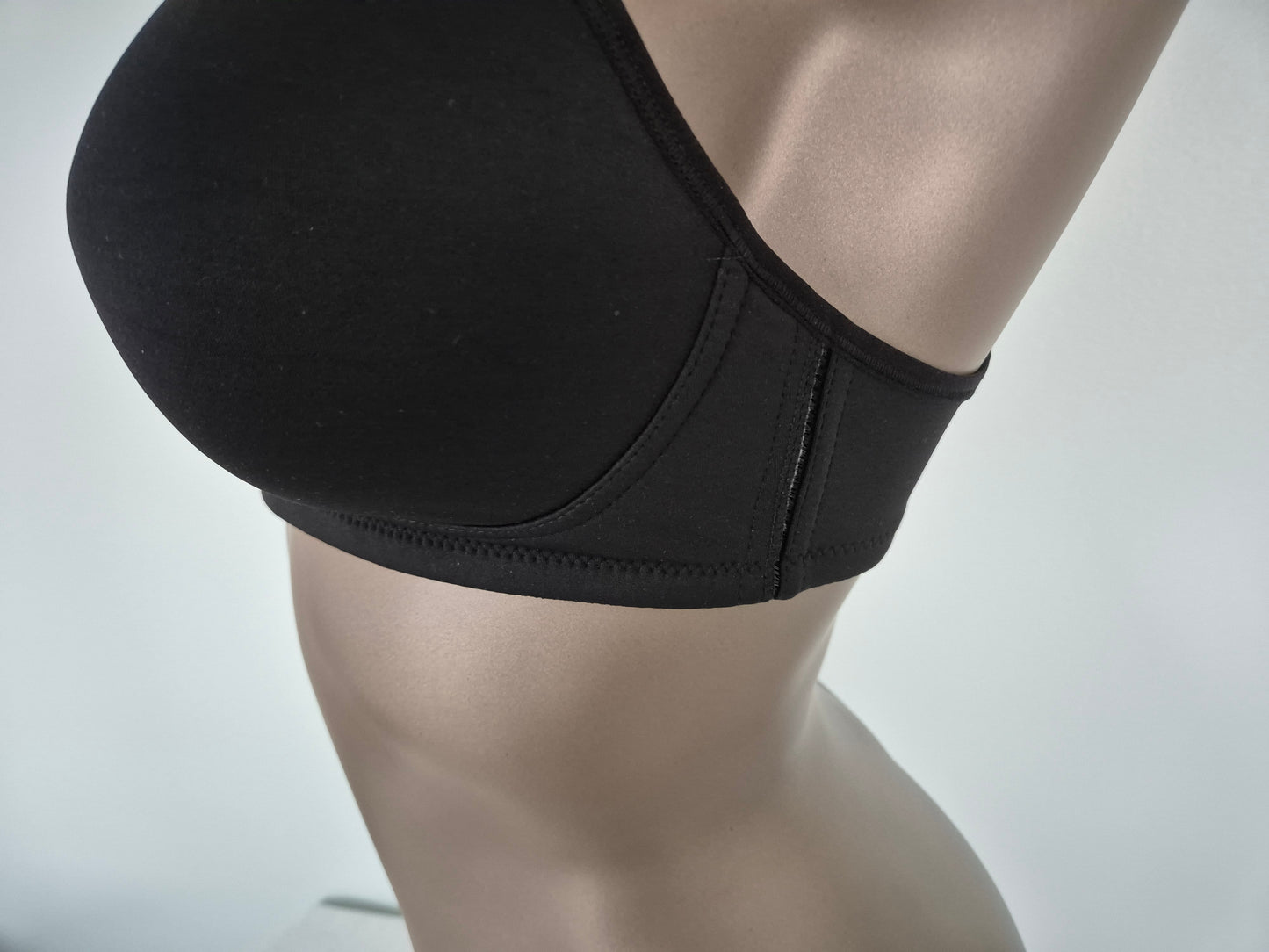 Soutien-gorge ADELE 689 Noir (LZ)
