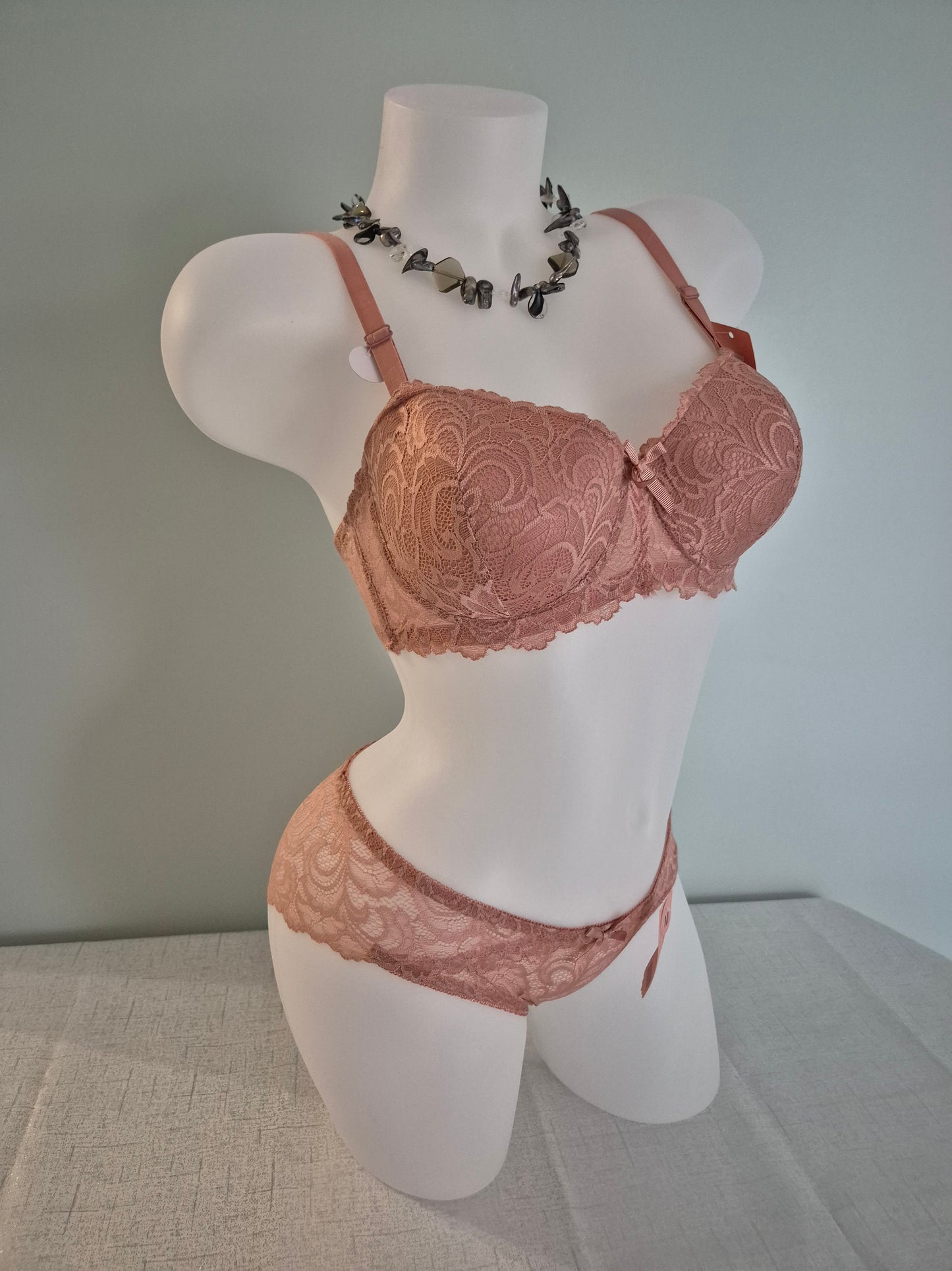 Ensemble soutien-gorge et slip ZOE 9700 ROSE POUDRE (HN)