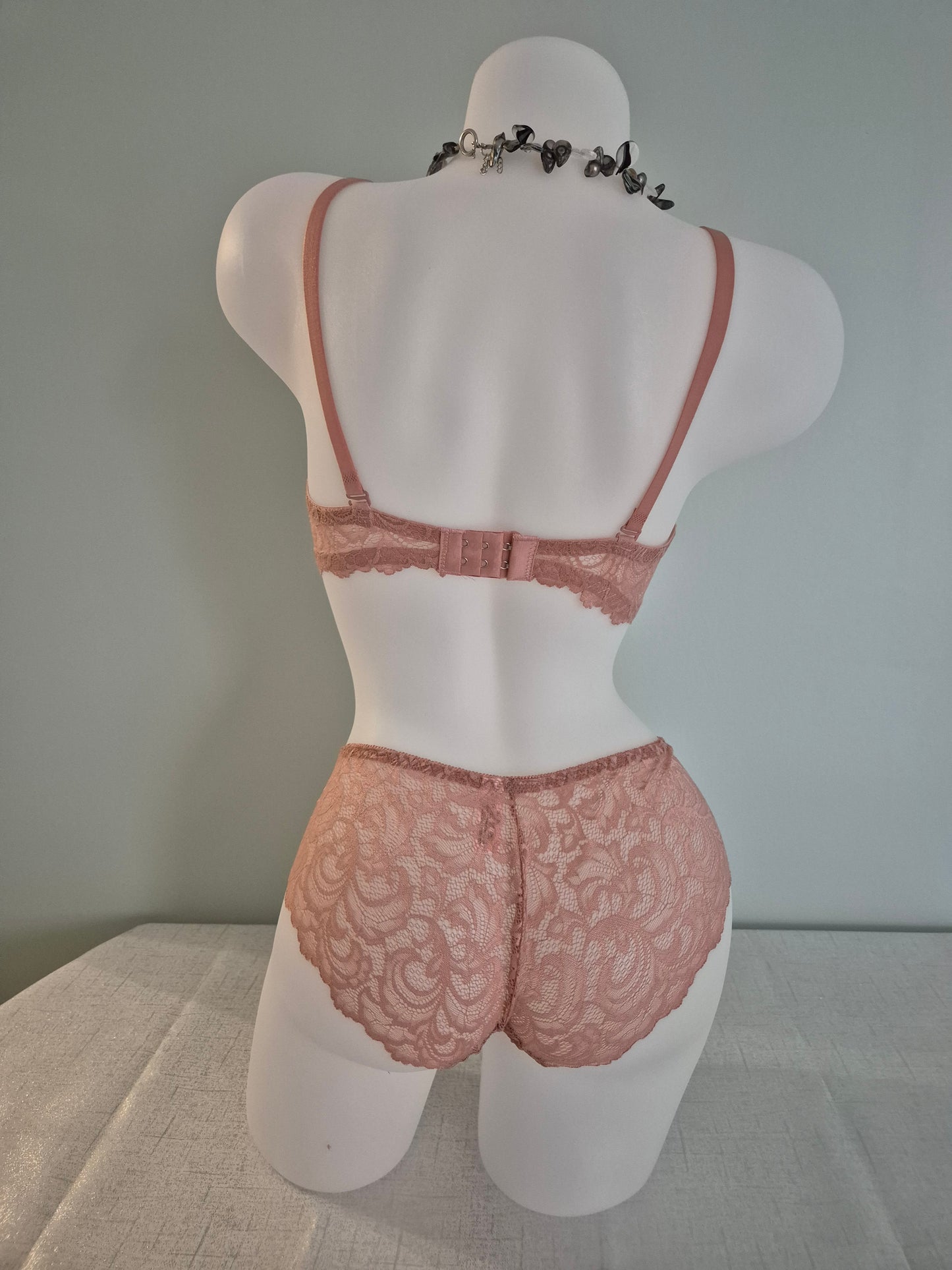 Ensemble soutien-gorge et slip ZOE 9700 ROSE POUDRE (HN)