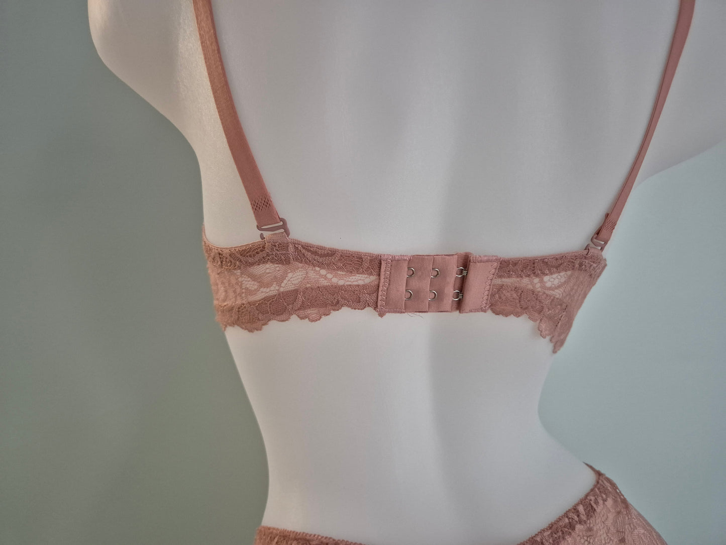 Ensemble soutien-gorge et slip ZOE 9700 ROSE POUDRE (HN)