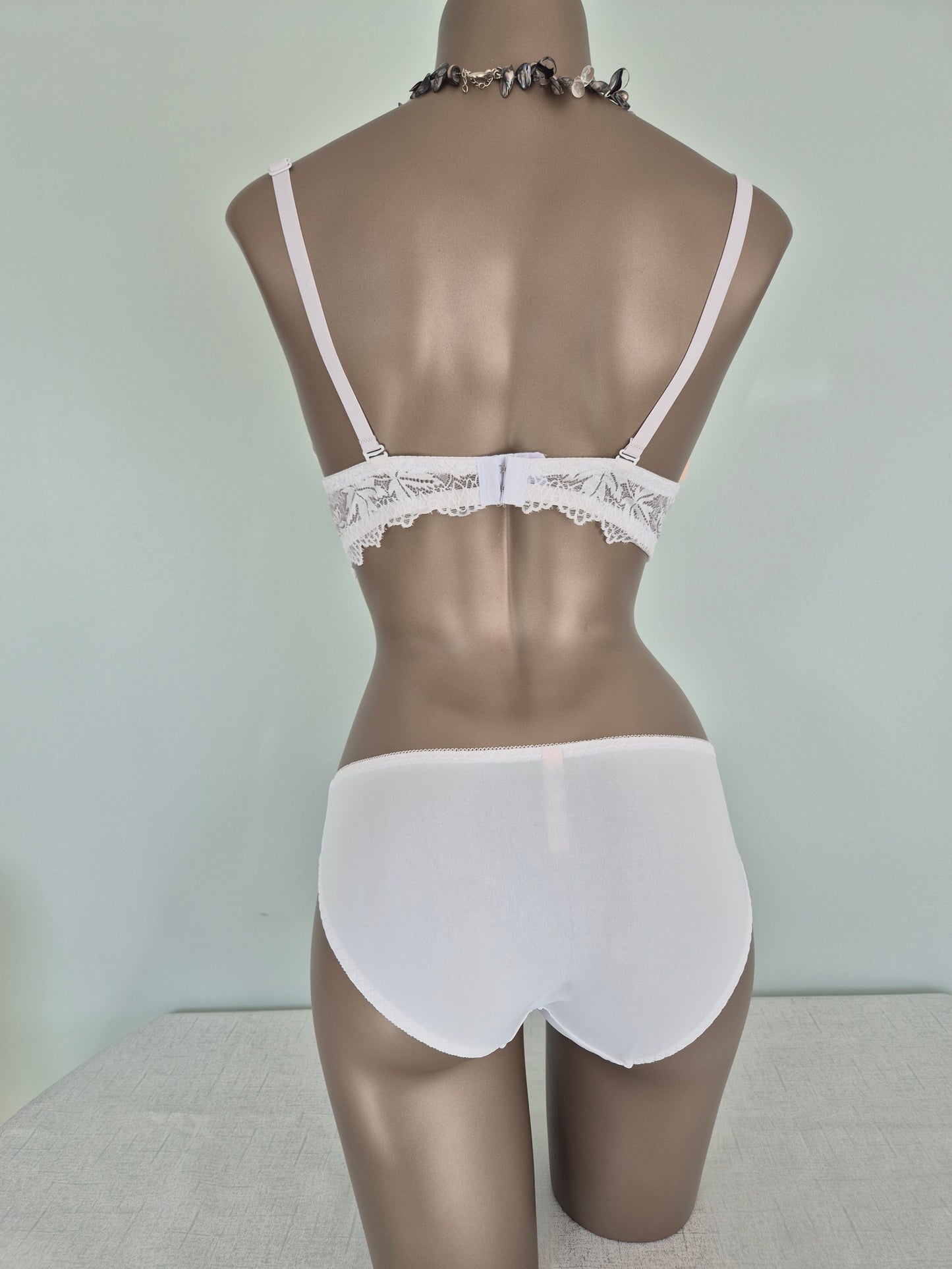 Ensemble soutien-gorge push up et slip ZELIE 25207 BLANC (LL)