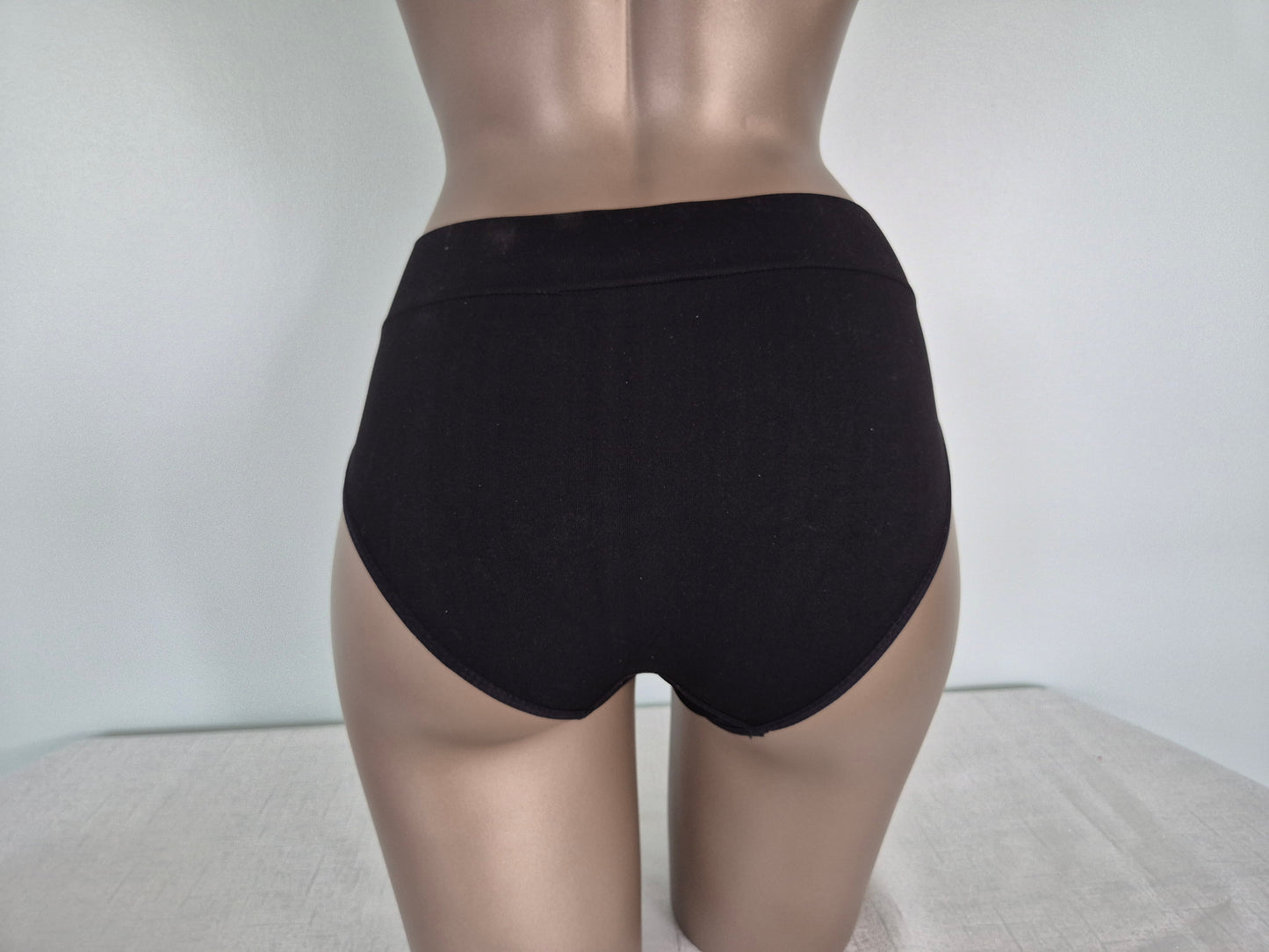 Slip en microfibre MAEVA 770 Noir (LL)